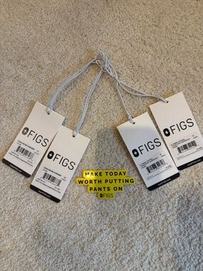 Figs White Hang Tags 🧷 for scub sets and shirts